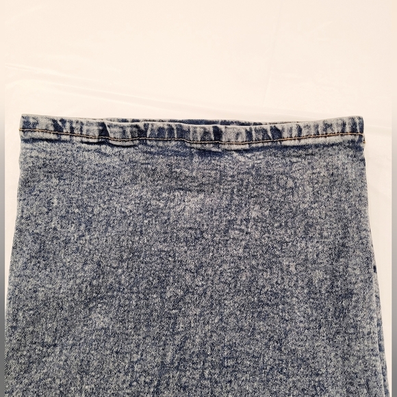 Wide Leg Stretch Blue Jeans - Picture 6 of 7